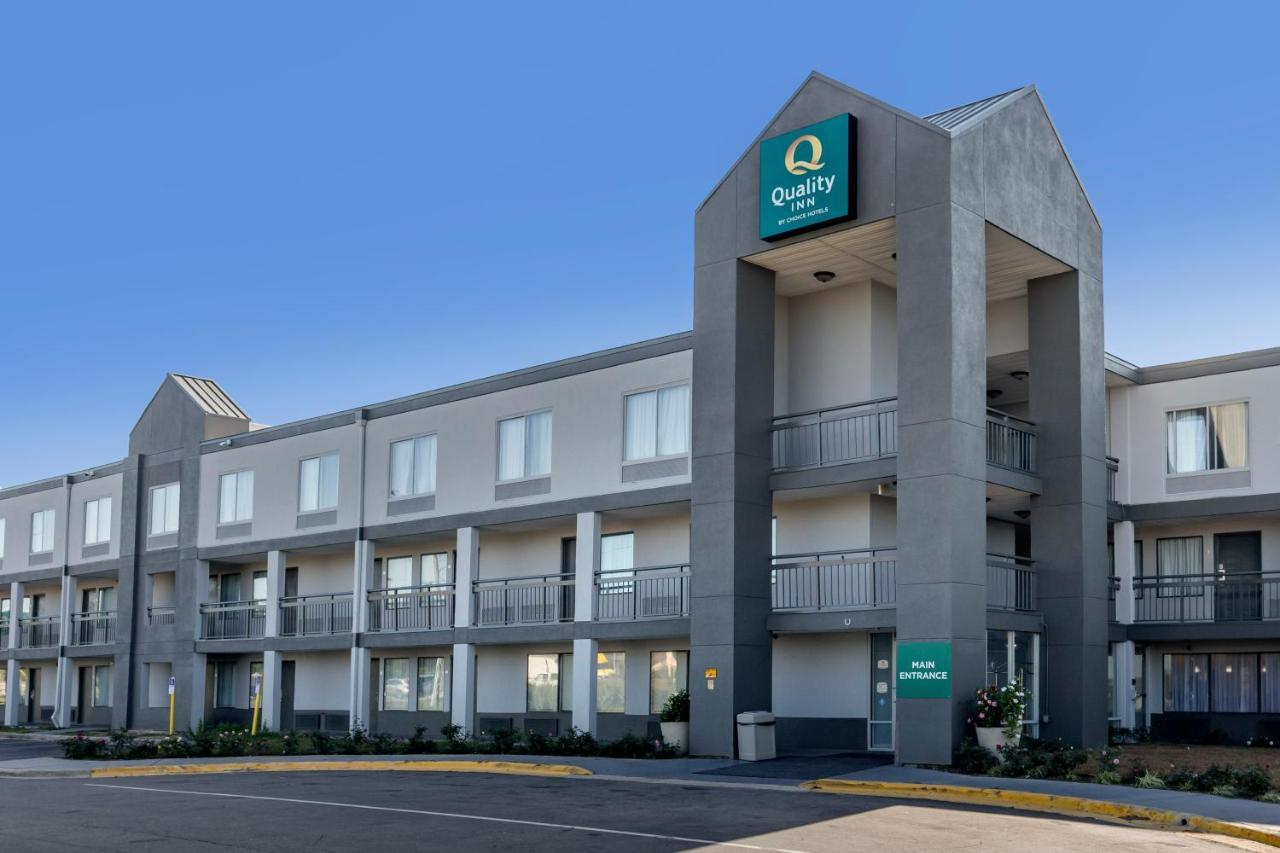 Quality Inn Fayetteville Near Fort Bragg Eksteriør bilde